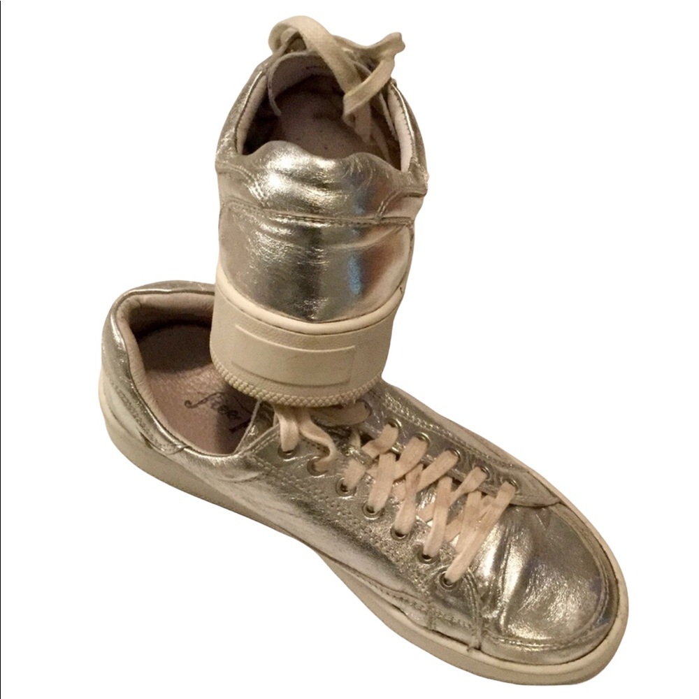 Adorable trainers from FREE PEOPLE. - Picture 4 of 5